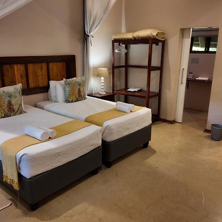 Bayete Guest Lodge Victoria Falls Extérieur photo